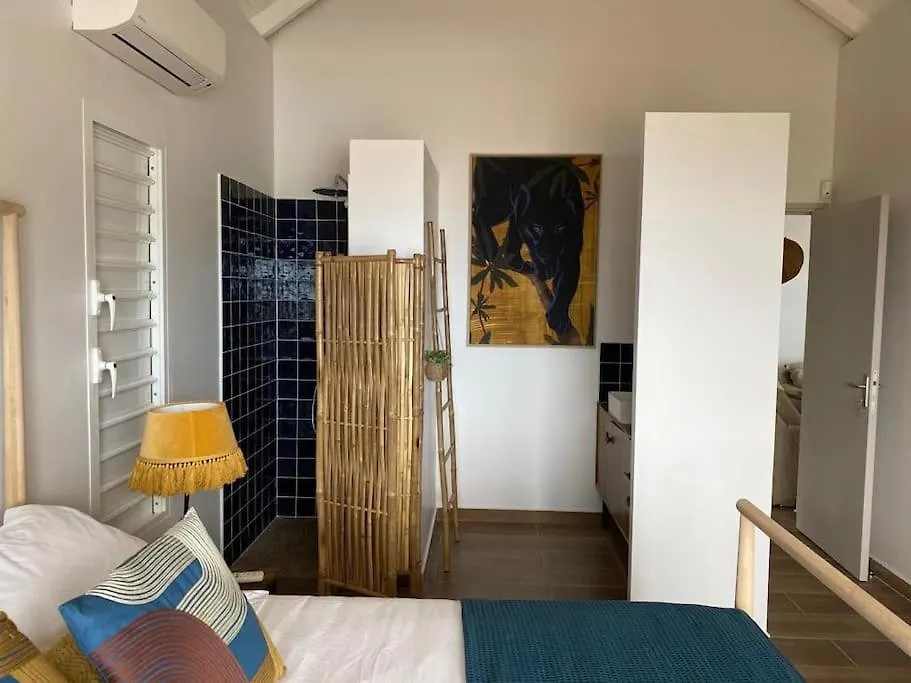 Grandes Villas Luxueuses 4 Etoiles Face A La Reserve Cousteau & Ses Tortues Bouillante 0*,  Guadeloupe